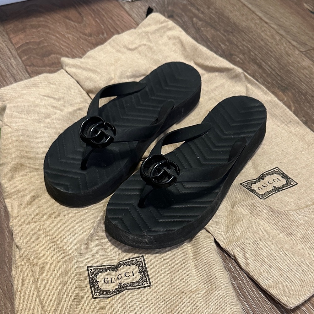 Gucci Black Flip Flops